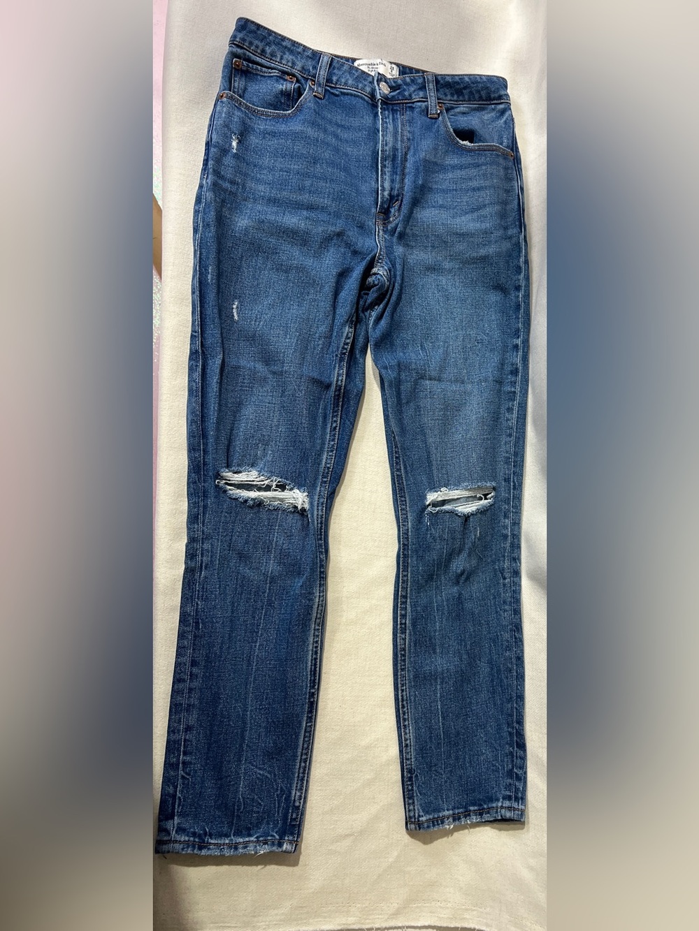 A&F The Skinny High Rise Jeans Size 28/6 Distressed Raw Hem Ankle